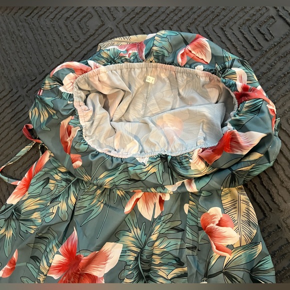 NWOT—Strapless Maxi Floral Flowy Dress - Picture 10 of 11